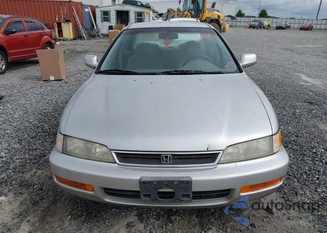 1996 Honda Accord Lx/Ex from USA, damaged, VIN 1HGCD5638TA291539